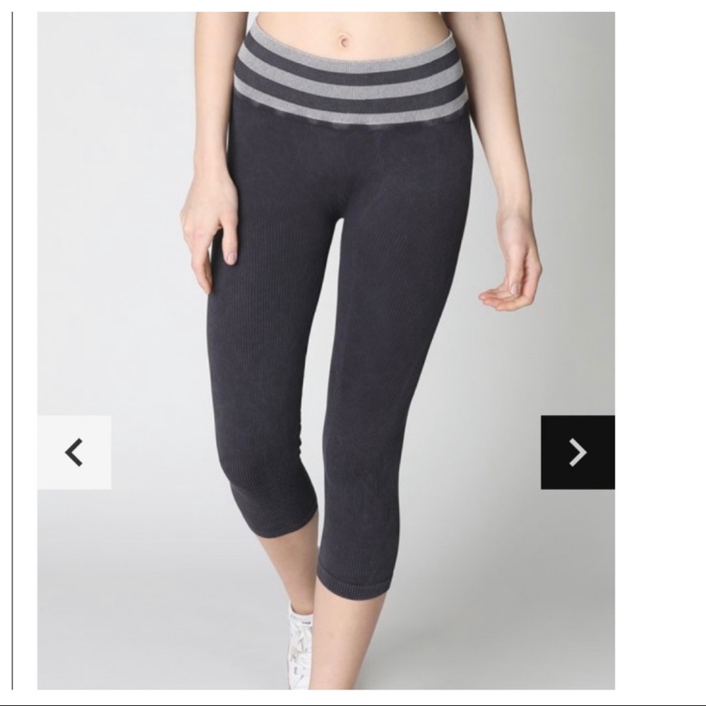 MERMAID CROPPED PANTS in VINTAGE BLACK Sz-OS